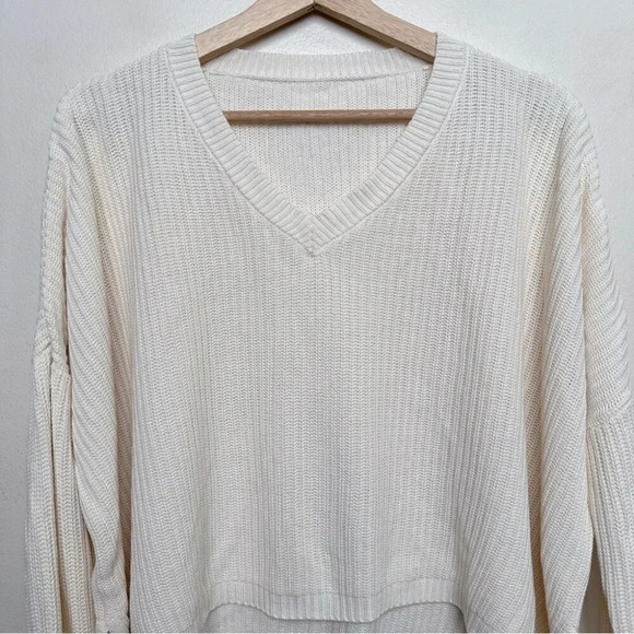 Emma Knudsen Womens XS Ribbed Kate Sweater In White - Picture 5 of 16
